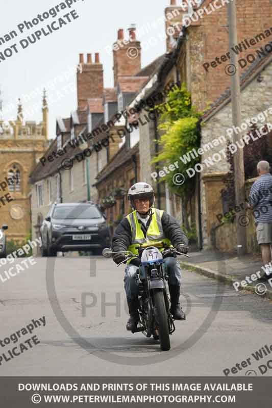 Vintage motorcycle club;eventdigitalimages;no limits trackdays;peter wileman photography;vintage motocycles;vmcc banbury run photographs